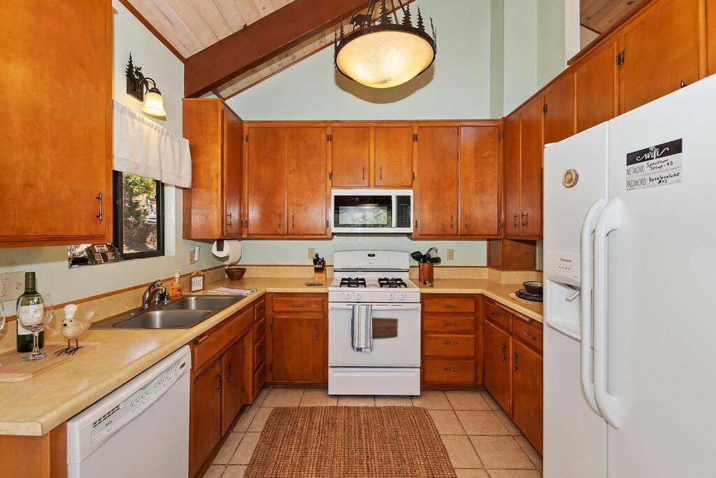 Everwood Serenity Treehouse Ontrail Head/Sledding Villa Big Bear Lake Ngoại thất bức ảnh